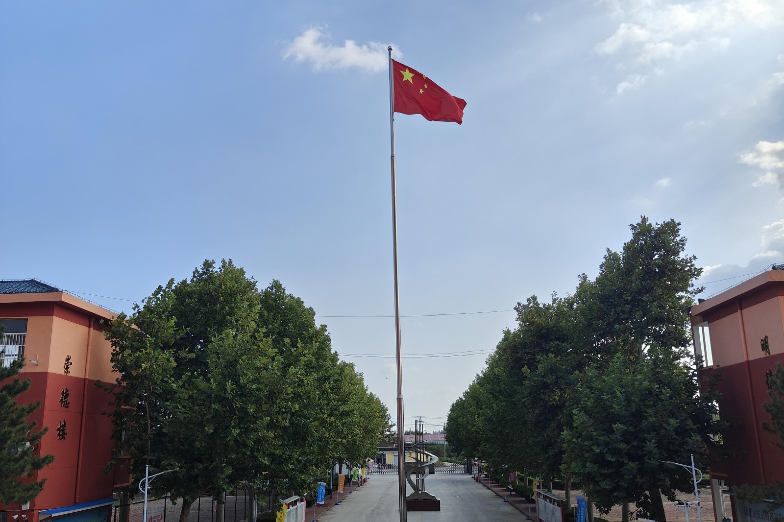 媒体进校园：探访衡艺品牌职业教育  助力学子成长成才